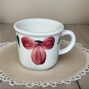 Elegant White Mug with Pink Floral Design
